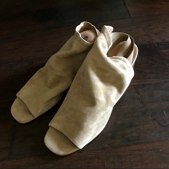 H by Hudson Soft Suede Stack Heel Slides - Picture 2 of 10